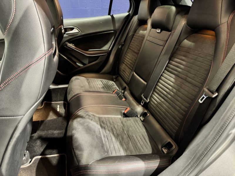 MERCEDES GLA 220 D 177CH FASCINATION 7G-DCT 4 MATIC MAGNO DESIGNO / SUIVI COMPLET 