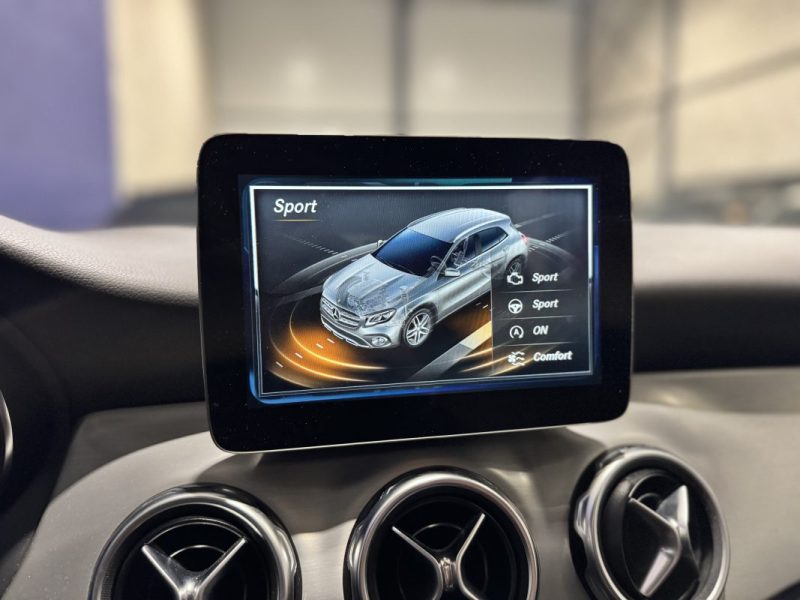 MERCEDES GLA 220 D 177CH FASCINATION 7G-DCT 4 MATIC MAGNO DESIGNO / SUIVI COMPLET 
