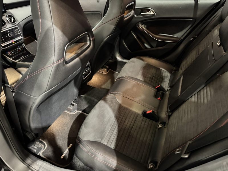 MERCEDES GLA 220 D 177CH FASCINATION 7G-DCT 4 MATIC MAGNO DESIGNO / SUIVI COMPLET 