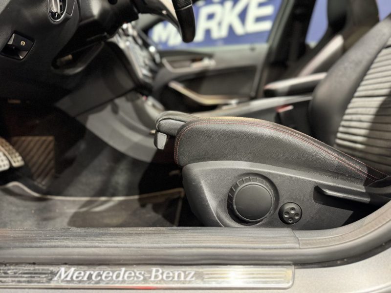 MERCEDES GLA 220 D 177CH FASCINATION 7G-DCT 4 MATIC MAGNO DESIGNO / SUIVI COMPLET 