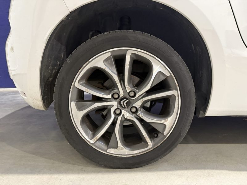 CITROEN DS4 1.6 HDI 114ch AIRDREAM SOCHIC BVA 6 / COURROIE DISTRIBUTION OK 