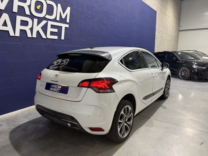 CITROEN DS4 1.6 HDI 114ch AIRDREAM SOCHIC BVA 6 / COURROIE DISTRIBUTION OK 