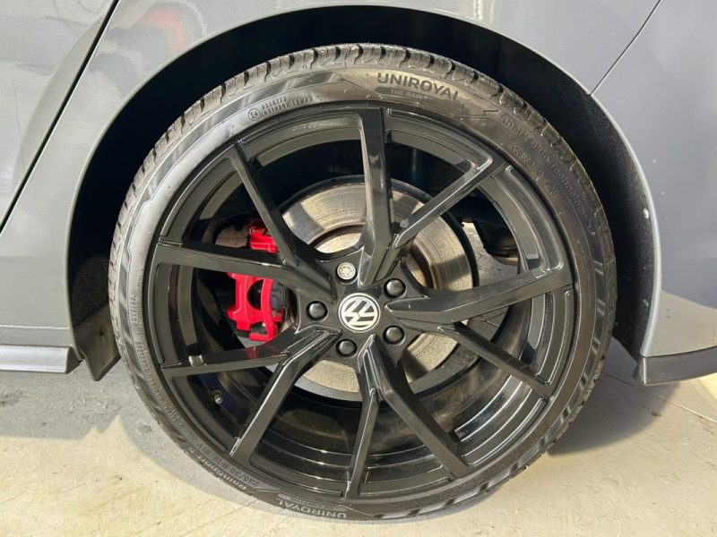 VOLKSWAGEN GOLF VIII 2.0 TSI 300CH GTI CLUBSPORT DSG7 TOIT OUVRANT / SUIVI COMPLET VW 2021