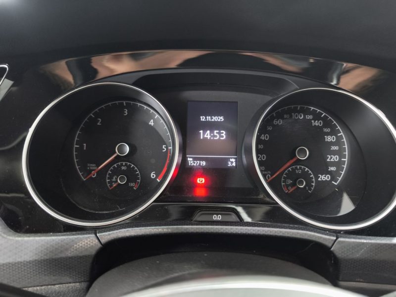 VOLKSWAGEN VW TOURAN 3 2.0 TDI 150 CV FINITION ACTIVE - BOITE AUTO DSG7 - 7 PLACES  2.0 TDI 150CH ACTIVE DSG7 7 PLACES 2022