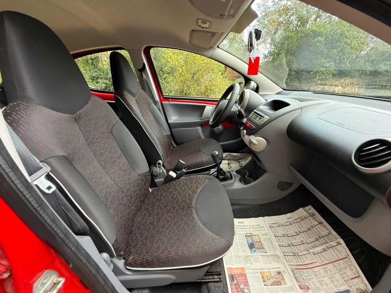 PEUGEOT 107 1.0I 68CH URBAN 5P 2009