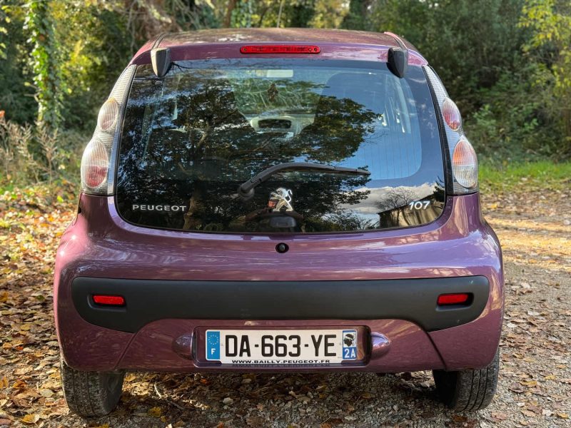 PEUGEOT 107 1.0I 68CH ACTIVE 5P 2013