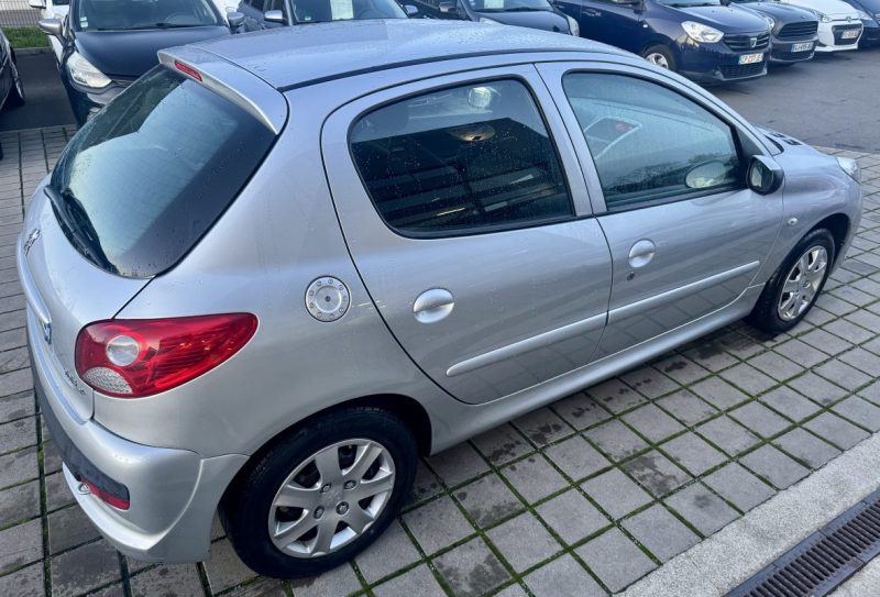 PEUGEOT 206+ 1.4 70ch HDI FAP URBAN EURO5 5P BLUE LION TRENDY 2011