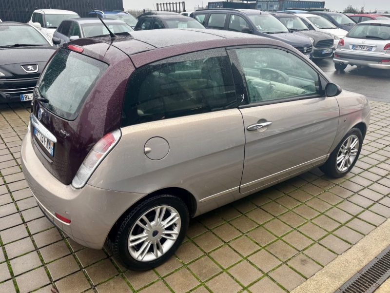 LANCIA YPSILON 1.3 MULTIJET PLATINO 16V 75 ELEFANTINO 2007