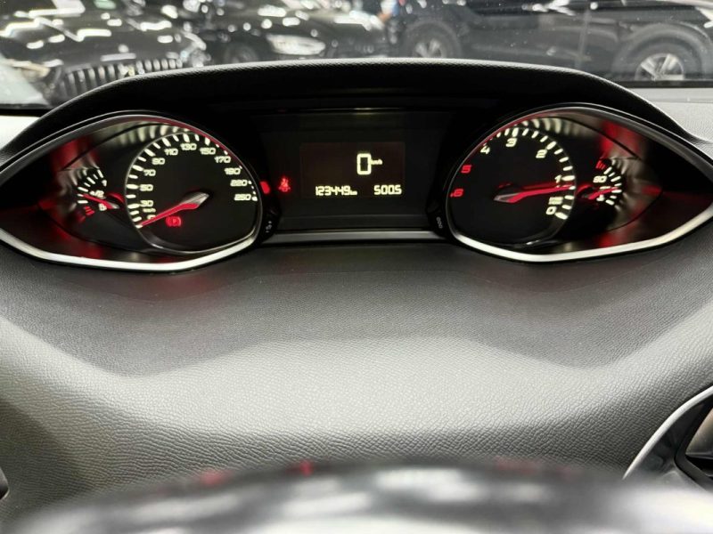 PEUGEOT 308  II 1.5 BLUEHDI 130CH S&S ACTIVE 2018