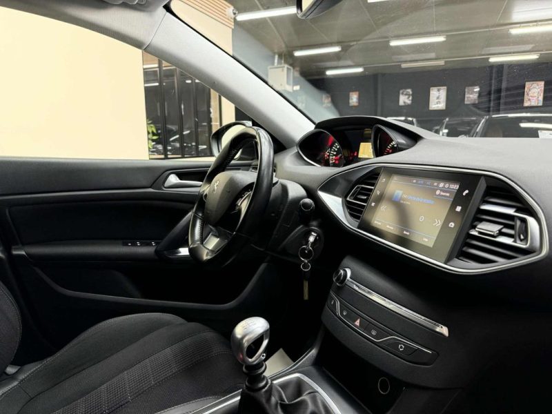 PEUGEOT 308  II 1.5 BLUEHDI 130CH S&S ACTIVE 2018