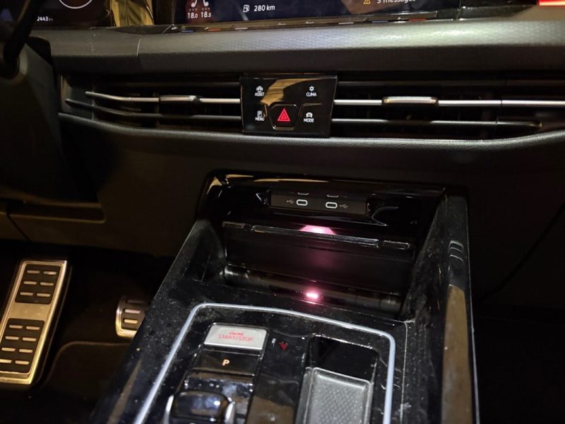 VOLKSWAGEN GOLF VIII 2.0 TSI 300 GTI CLUBSPORT DSG 2022