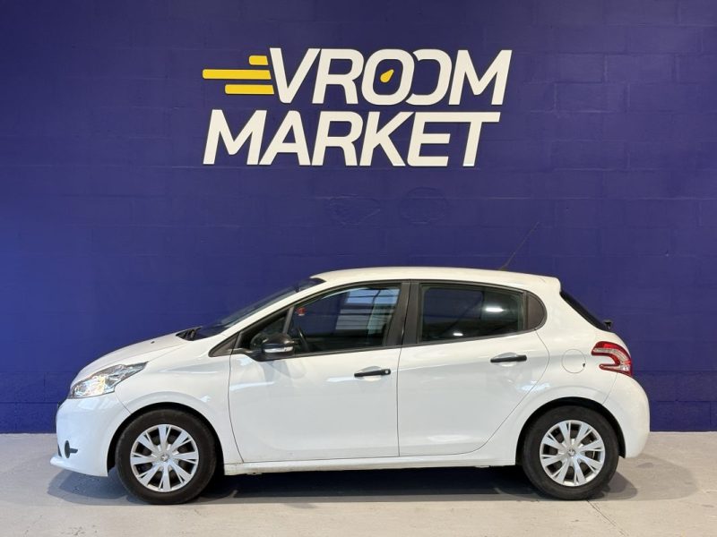PEUGEOT 208 Société 2 places 1.4 HDI 68ch - idéal jeune permis - tva récupérable 
