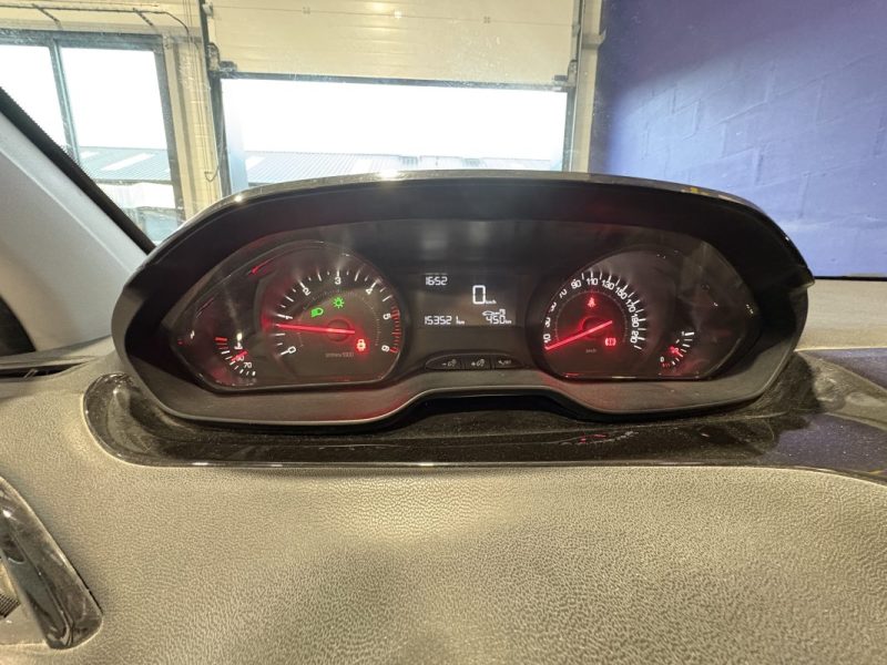 PEUGEOT 208 Société 2 places 1.4 HDI 68ch - idéal jeune permis - tva récupérable 