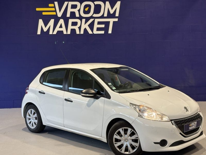 PEUGEOT 208 Société 2 places 1.4 HDI 68ch - idéal jeune permis - tva récupérable 