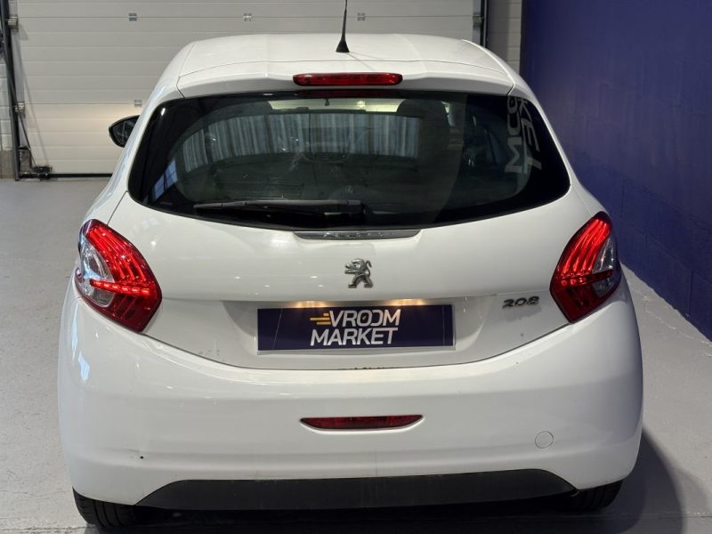PEUGEOT 208 Société 2 places 1.4 HDI 68ch - idéal jeune permis - tva récupérable 