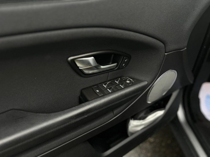 Land Rover Range Rover Evoque 2.0 TD4 180ch SE Dynamic • BVA