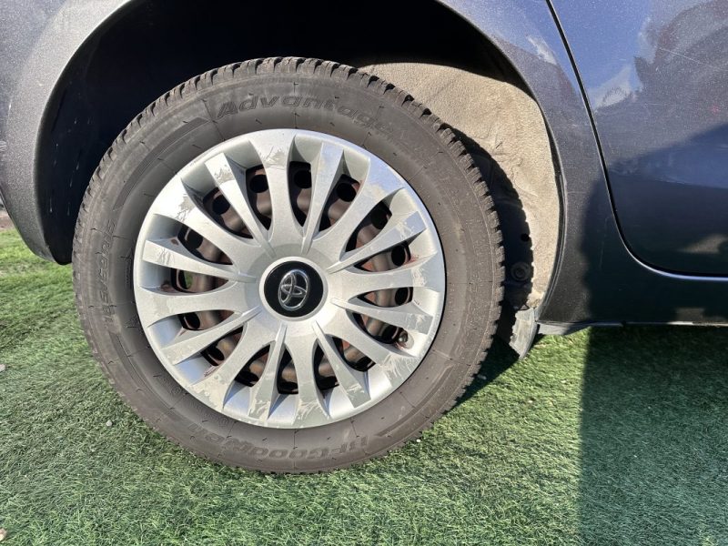 TOYOTA YARIS 1.0 VVT-I 69 CONFORT PACK 2010