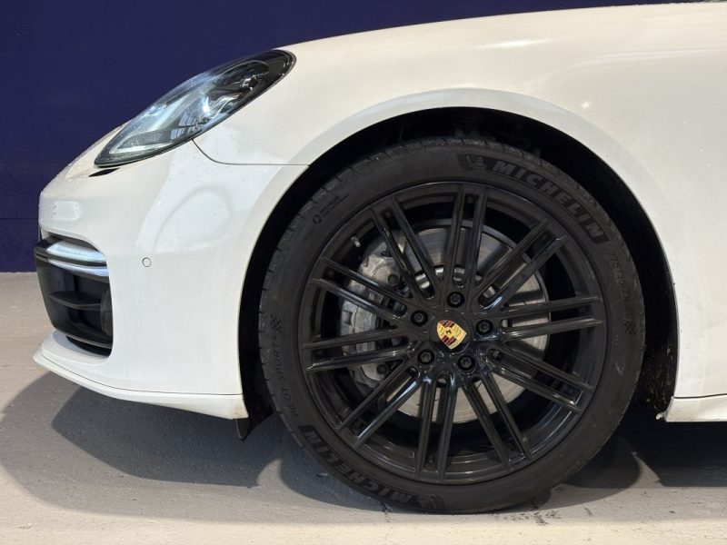 Porsche Panamera V6 2.9 462ch E-Hybrid - Suivi Porsche - Toit ouvrant -  Pack Sport Chrono
