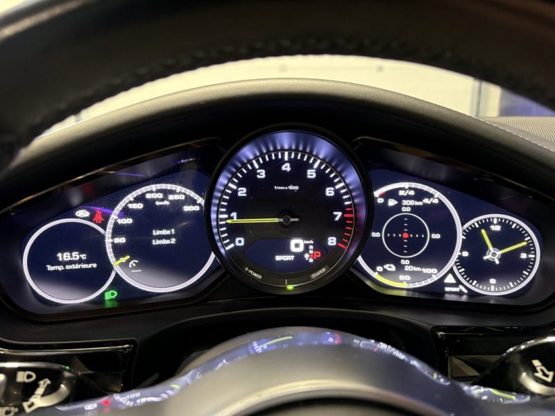 Porsche Panamera V6 2.9 462ch E-Hybrid - Suivi Porsche - Toit ouvrant -  Pack Sport Chrono