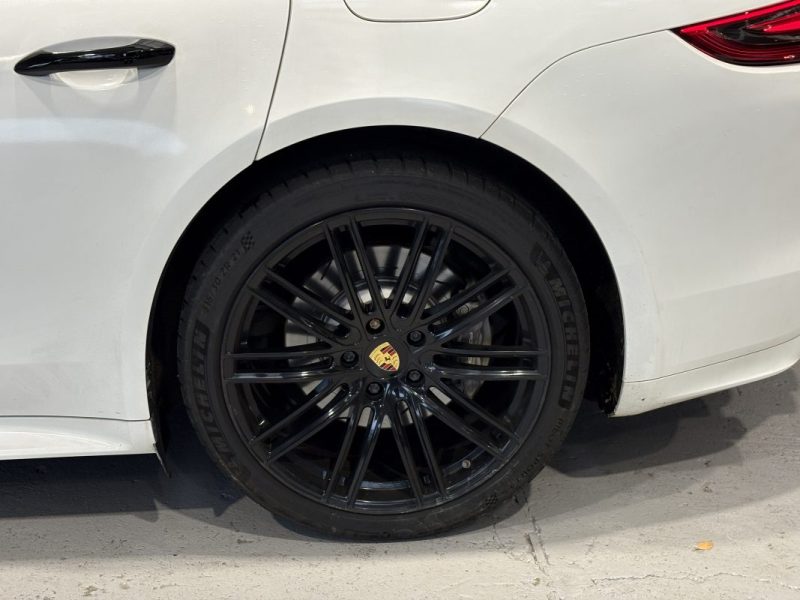 Porsche Panamera V6 2.9 462ch E-Hybrid - Suivi Porsche - Toit ouvrant -  Pack Sport Chrono
