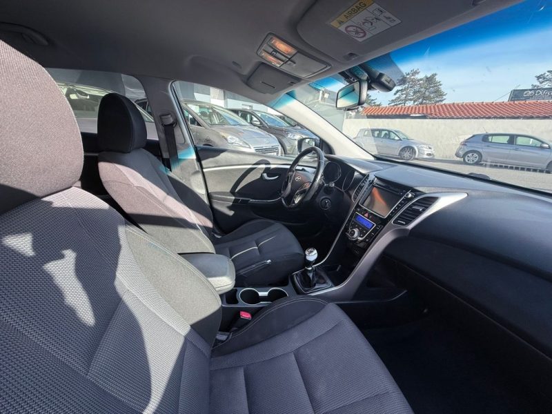 HYUNDAI i30 SW 1.6 CRDI 110CH PACK BUSINESS 