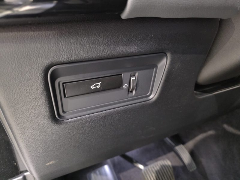 LAND ROVER RANGSPORT SDV6 3.0 HSE 292ch / DISTRIBUTION OK