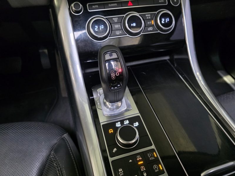 LAND ROVER RANGSPORT SDV6 3.0 HSE 292ch / DISTRIBUTION OK