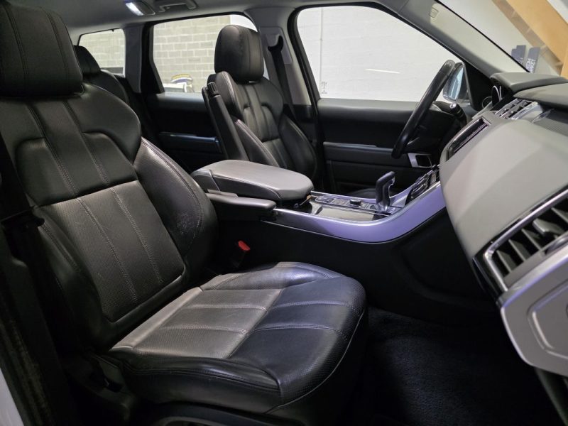 LAND ROVER RANGSPORT SDV6 3.0 HSE 292ch / DISTRIBUTION OK