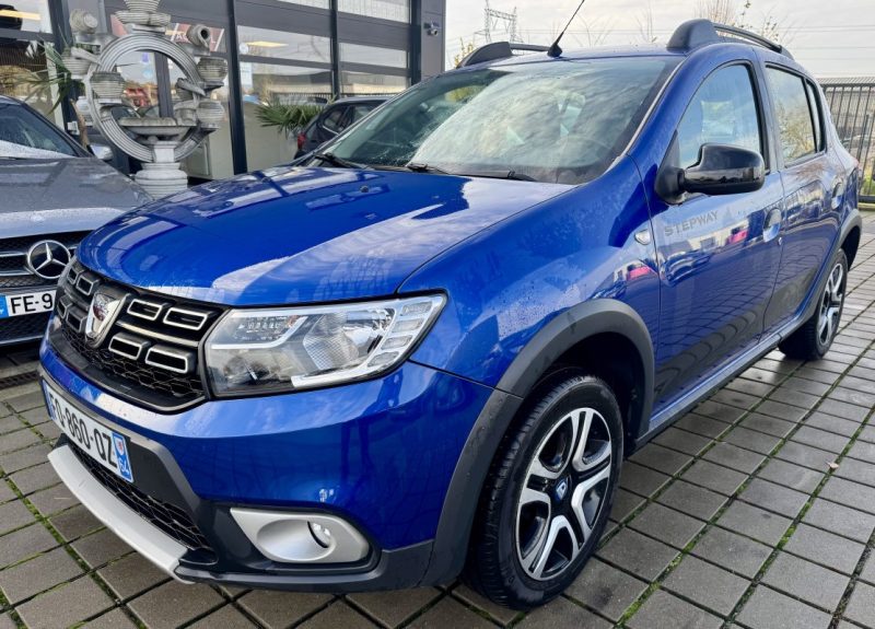 DACIA SANDERO 2 0.9I  TURBO TCE 90 15 ANS 2020