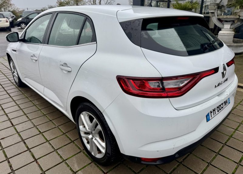 RENAULT MEGANE 4 1.5 BLUE DCI 115CH BUSINESS EDCN BERLINE BLUE 2020