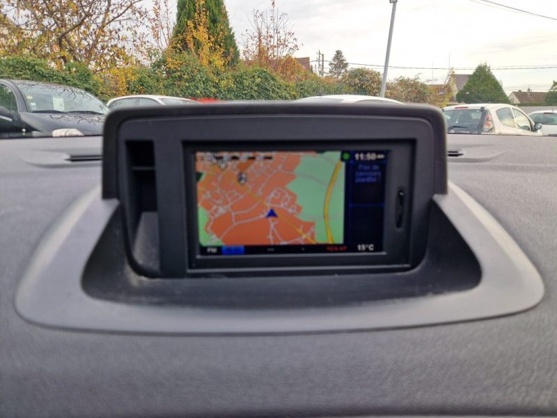 RENAULT FLUENCE 1.5L DCI 105CV *PRIVILEGE* 1ERE MAIN -GARANTIE REVISE- 