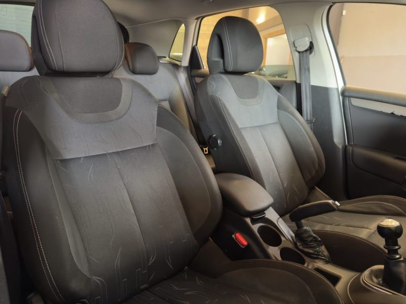 CITROËN C4 1.6 HDI 110 MILLENIUM FACTURES ENTRETIENS