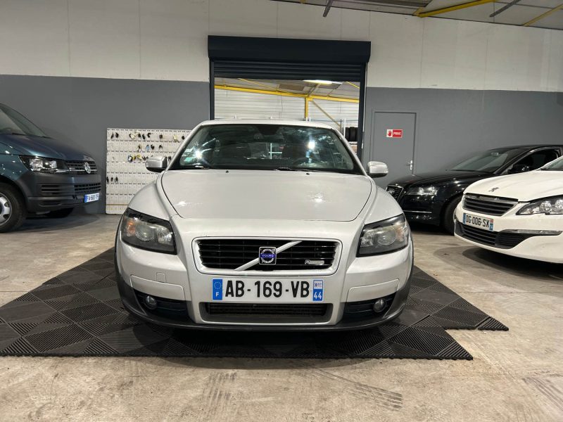 VOLVO C30 1.6D 110CH  