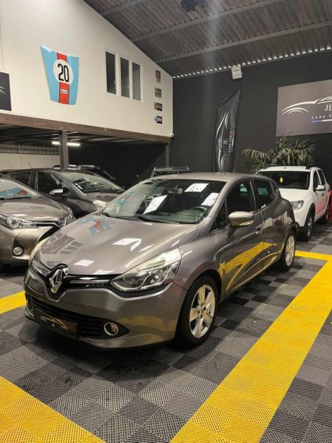 MAGNIFIQUE RENAULT CLIO IV INTENS TCE 90CH (CAMÉRA DE RECUL, BLUETOOTH)⭐️⭐️⭐️⭐️⭐️