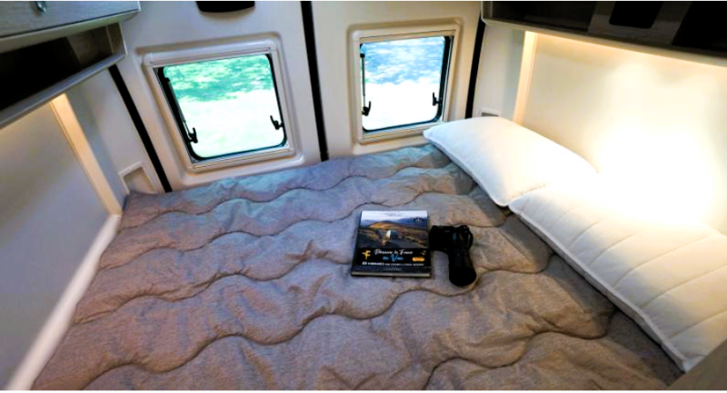 FOURGON AMÉNAGÉ TOURNE MOBIL 6.0 & 6.4 SUR PEUGEOT BOXER BLUE HDI 165 CH GARANTIE CONSTRUCTEUR