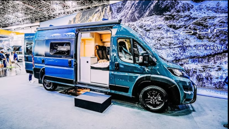 FOURGON AMÉNAGÉ TOURNE MOBIL 6.0 & 6.4 SUR PEUGEOT BOXER BLUE HDI 165 CH GARANTIE CONSTRUCTEUR