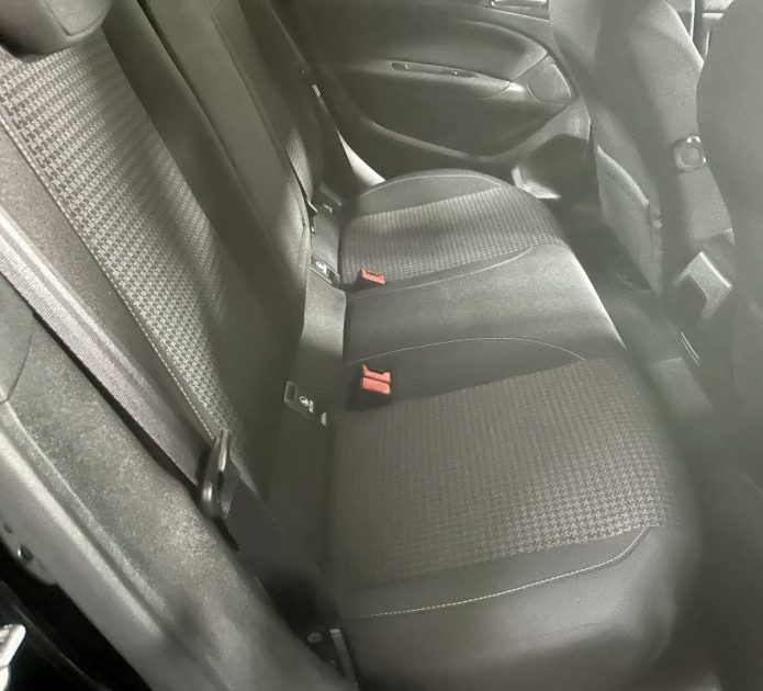 PEUGEOT 308 II 1.5 BLUEHDI 130CH S&S ACTIVE Business