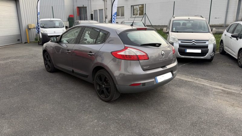 RENAULT MEGANE 1.5 DCI 110CH FAP AUTHENTIQUE ECO² Garantie