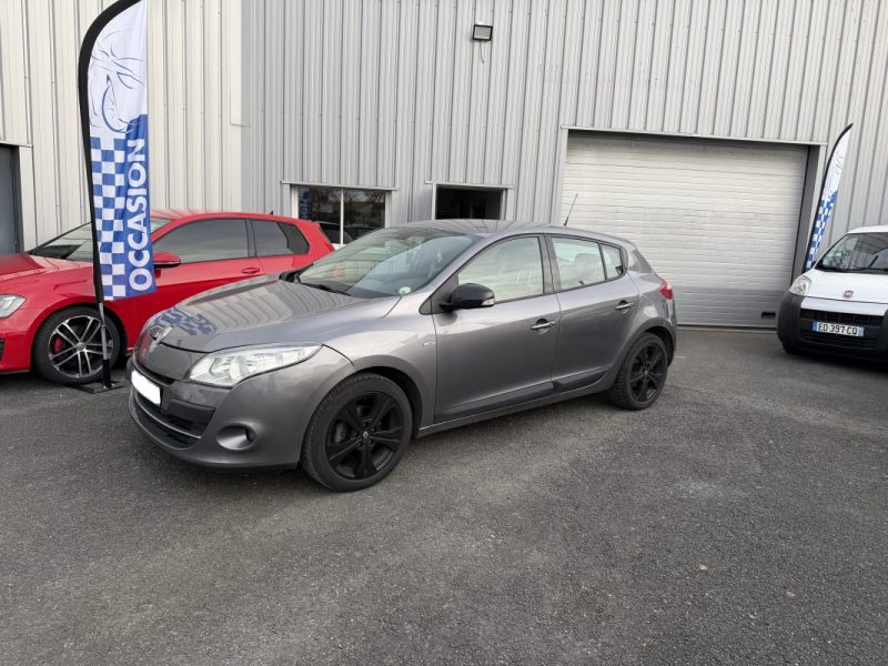 RENAULT MEGANE 1.5 DCI 110CH FAP AUTHENTIQUE ECO² Garantie