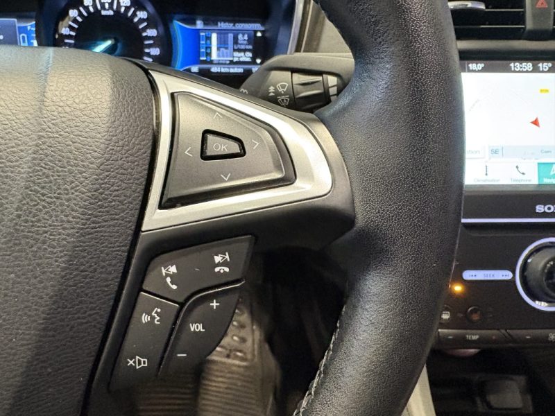 Ford mondeo 187CH  VIGNALE - Toit ouvrant - Blanc nacré  - Suivi ford 