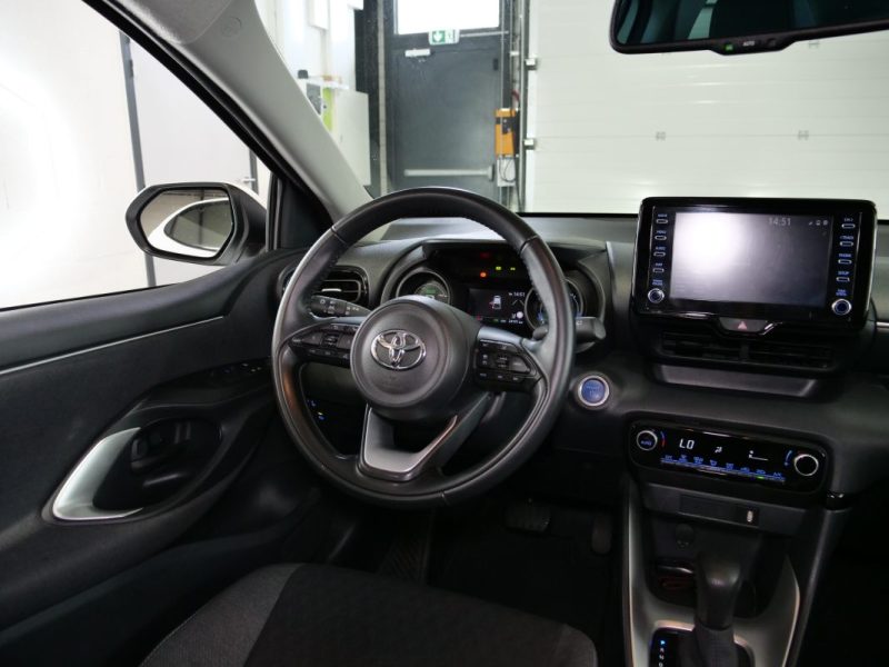 TOYOTA YARIS 116H DESIGN 5P MY22 2022