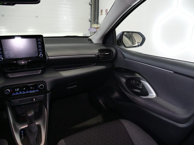 TOYOTA YARIS 116H DESIGN 5P MY22 2022