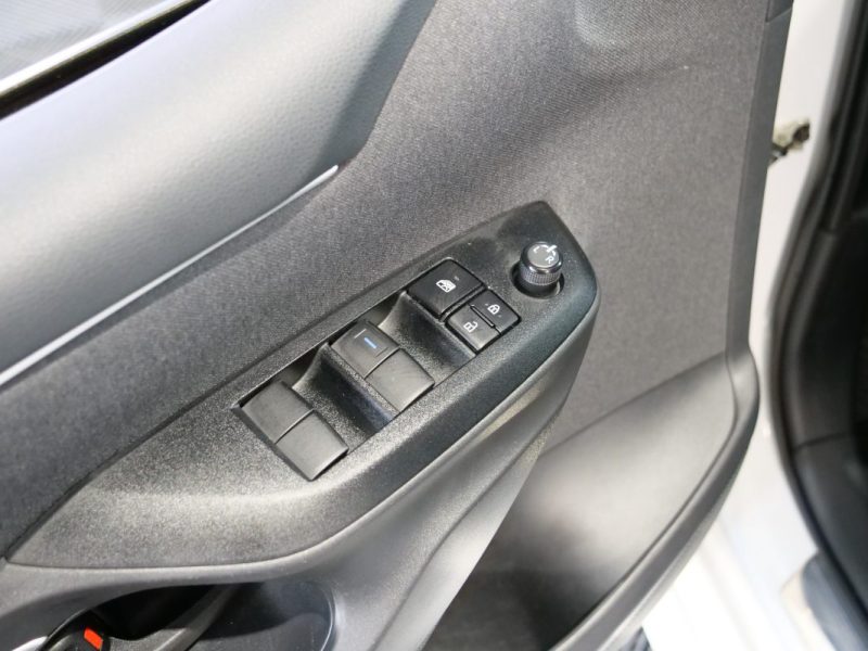 TOYOTA YARIS 116H DESIGN 5P MY22 2022