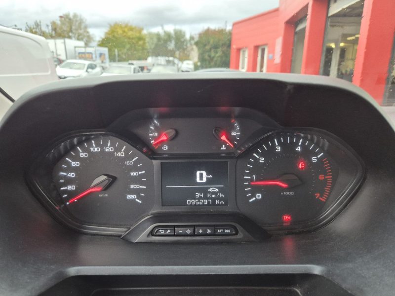 PEUGEOT PARTNER STANDARD 650KG BLUEHDI 100CH S&S BVM5 PREMIUM 2020