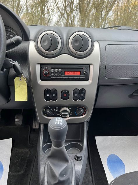 DACIA SANDERO STEPWAY 1.5 DCI 90 2011