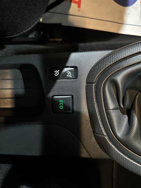 RENAULT CLIO IV 1.5 DCI 90 ENERGY ZEN ECO2 82G