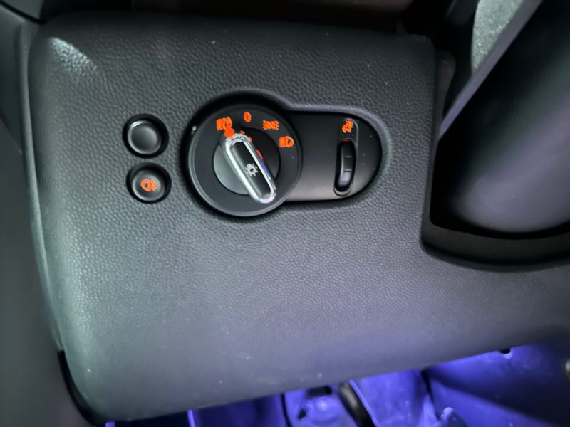 MINI COOPER 1.5 136CH EDITION BLACKFRIARS 5P BVA6