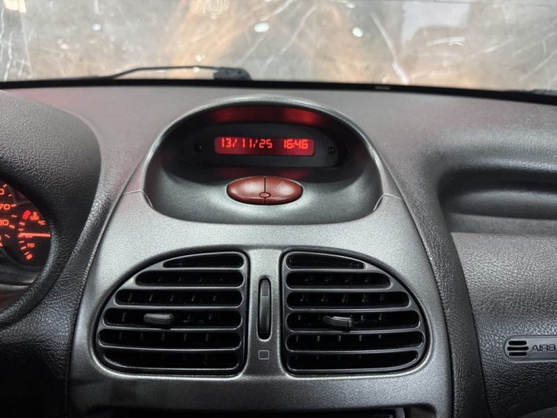 PEUGEOT 206 URBAN 1.4E 2008