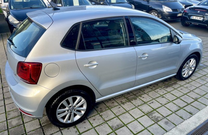 VOLKSWAGEN POLO 1.4 TDI 90CH BLUEMOTION TECHNOLOGY CONFORTLINE BUSINESS 5P 2017