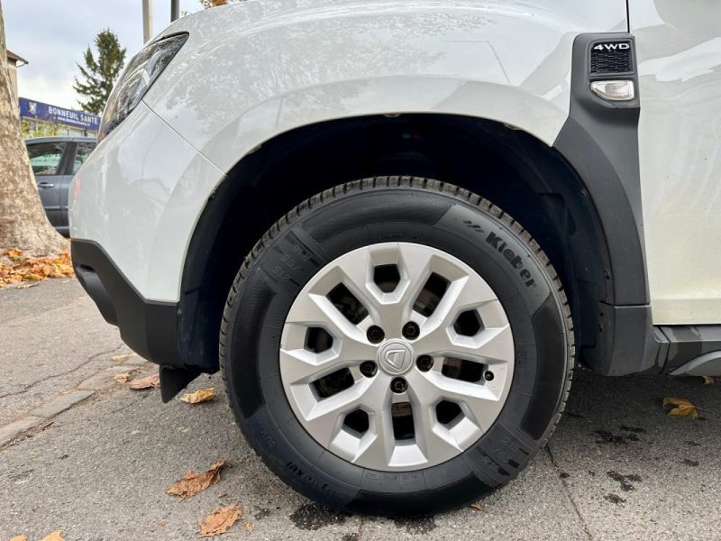 DACIA DUSTER 1.5 BLUE DCI 115 CONFORT 4WD *1ÈRE MAIN* 